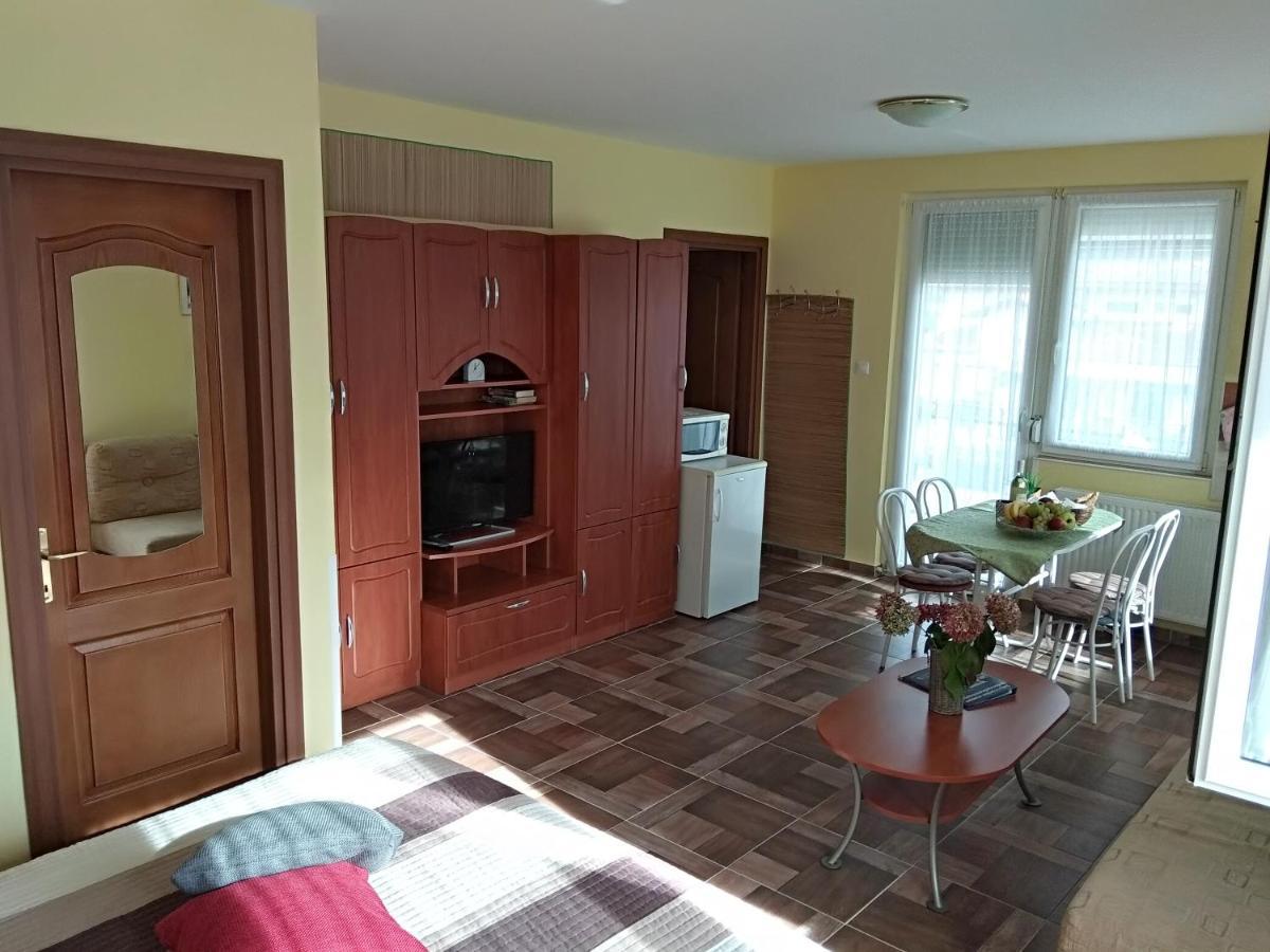 Yellow Apartmanhaz Bük Extérieur photo